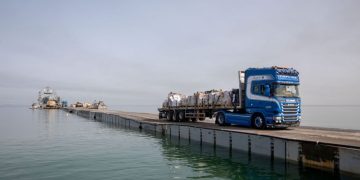 Pentagon’s maritime aid operation faces immediate obstacles in Gaza