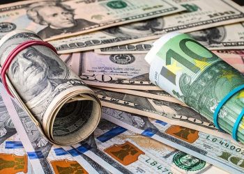 USDCHF and USDJPY. USDJPY rose to 158.25 this morning