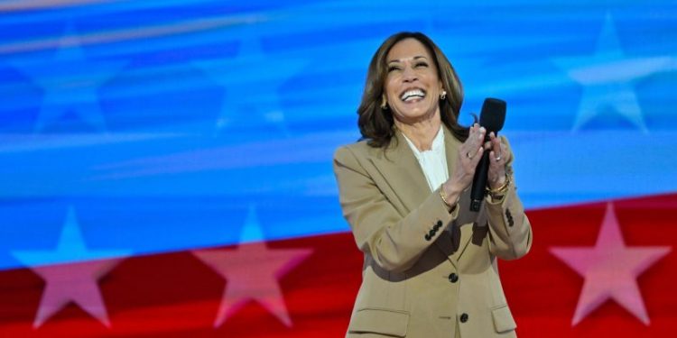 Kamala Harris reports massively outraising Trump in July