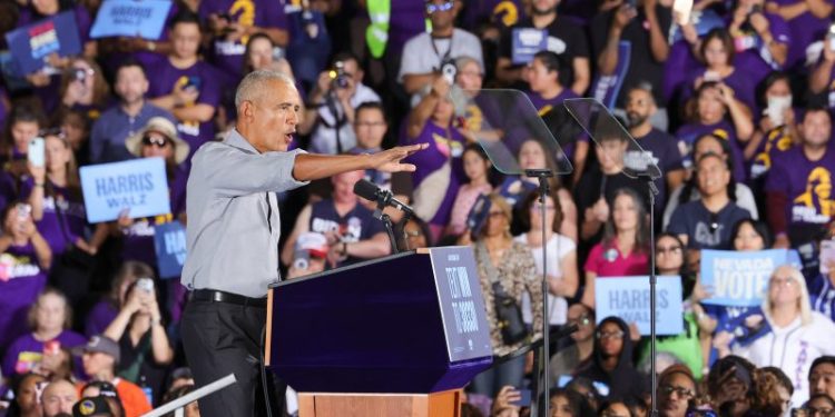 Barack Obama targets need for early Democratic voting in Las Vegas