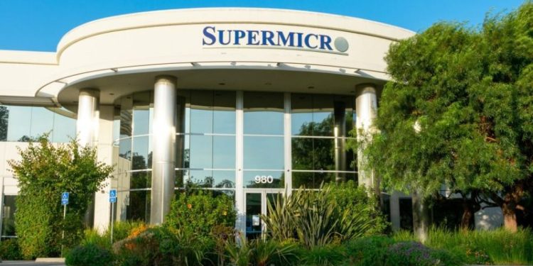 Super Micro Stock Soars 65%; TQQQ Fluctuates