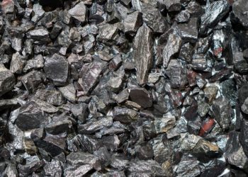 Types of Iron Ore: Hematite vs. Magnetite